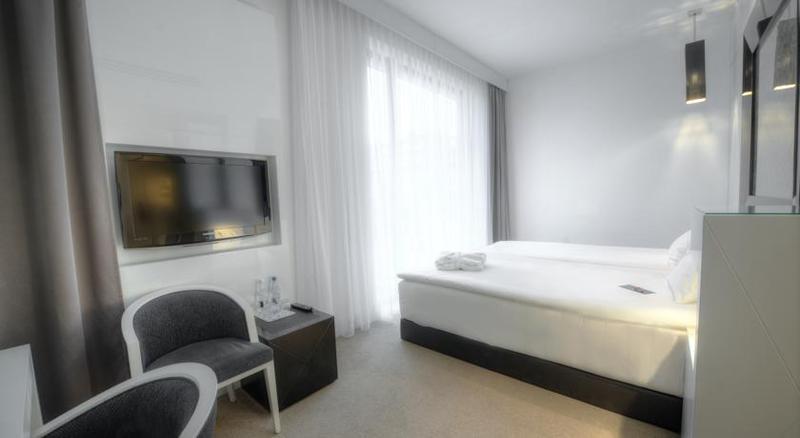 Platinum Palace Boutique Hotel & Spa Wroclaw Dış mekan fotoğraf A room at the hotel