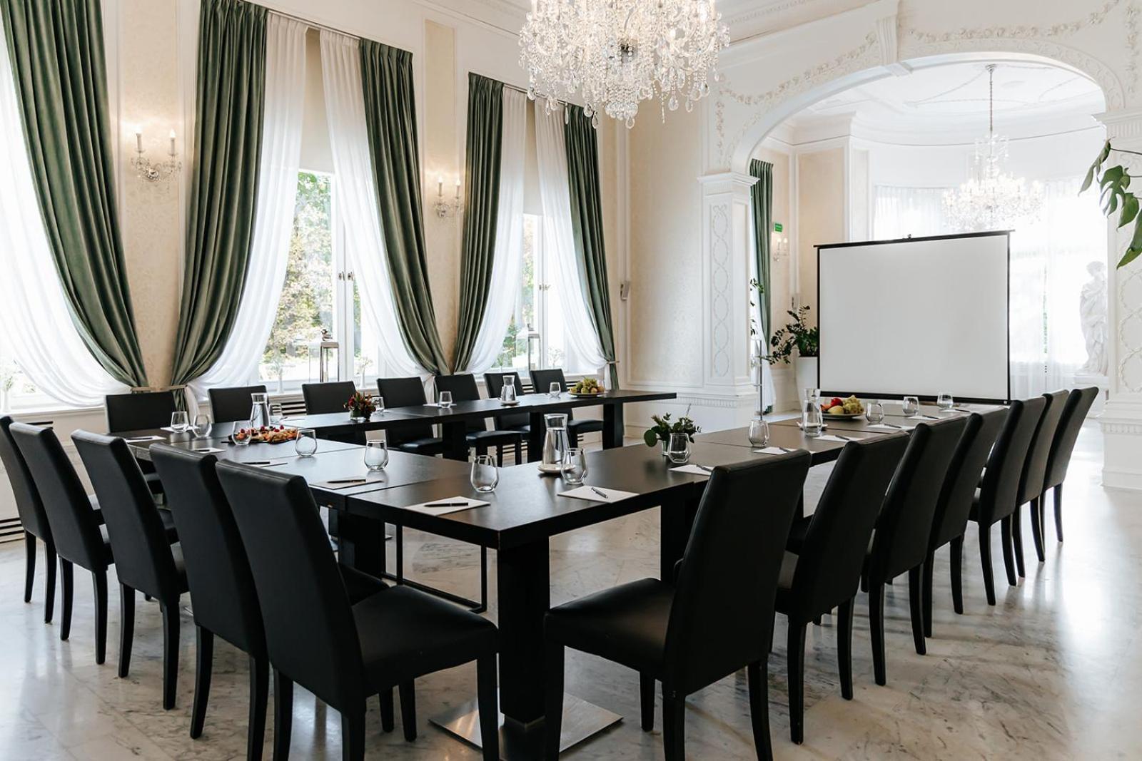 Platinum Palace Boutique Hotel & Spa Wroclaw Dış mekan fotoğraf The interior of the conference room